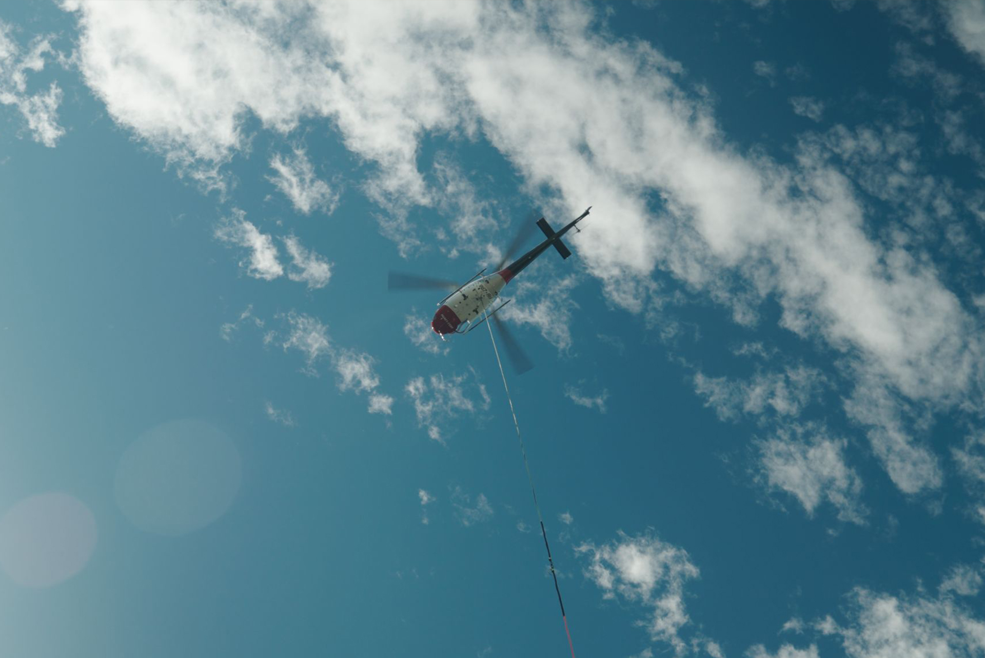 Lieferung per Helikopter thumbnail